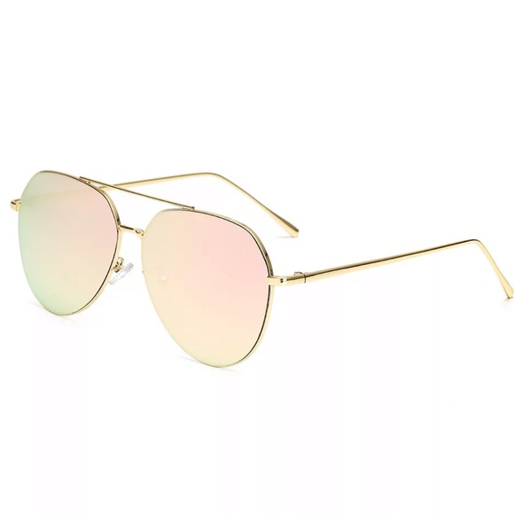 Rose Gold Aviator Sunglasses